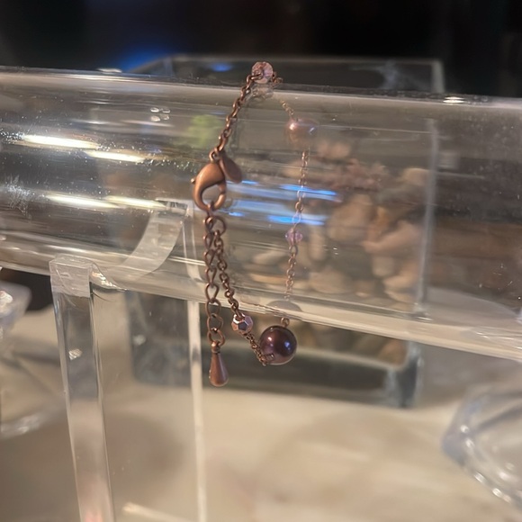 Premier Design Rasberry Bracelet - Picture 5 of 6